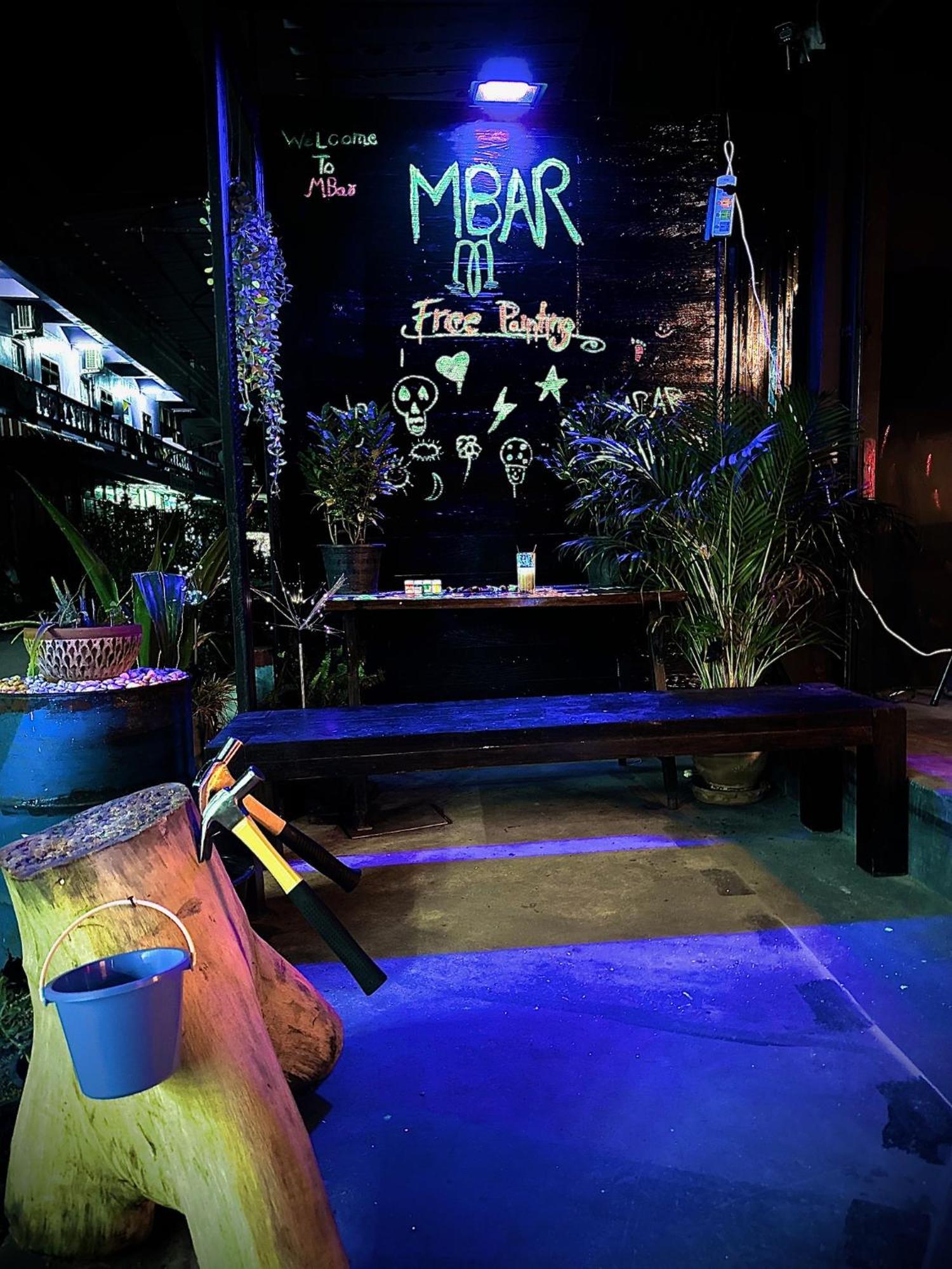 Mbar Hostel Hatrin Kültér fotó